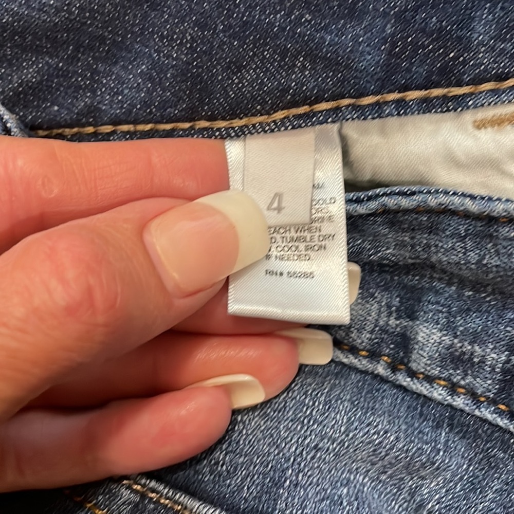 Express Jean Shorts - Picture 4 of 5